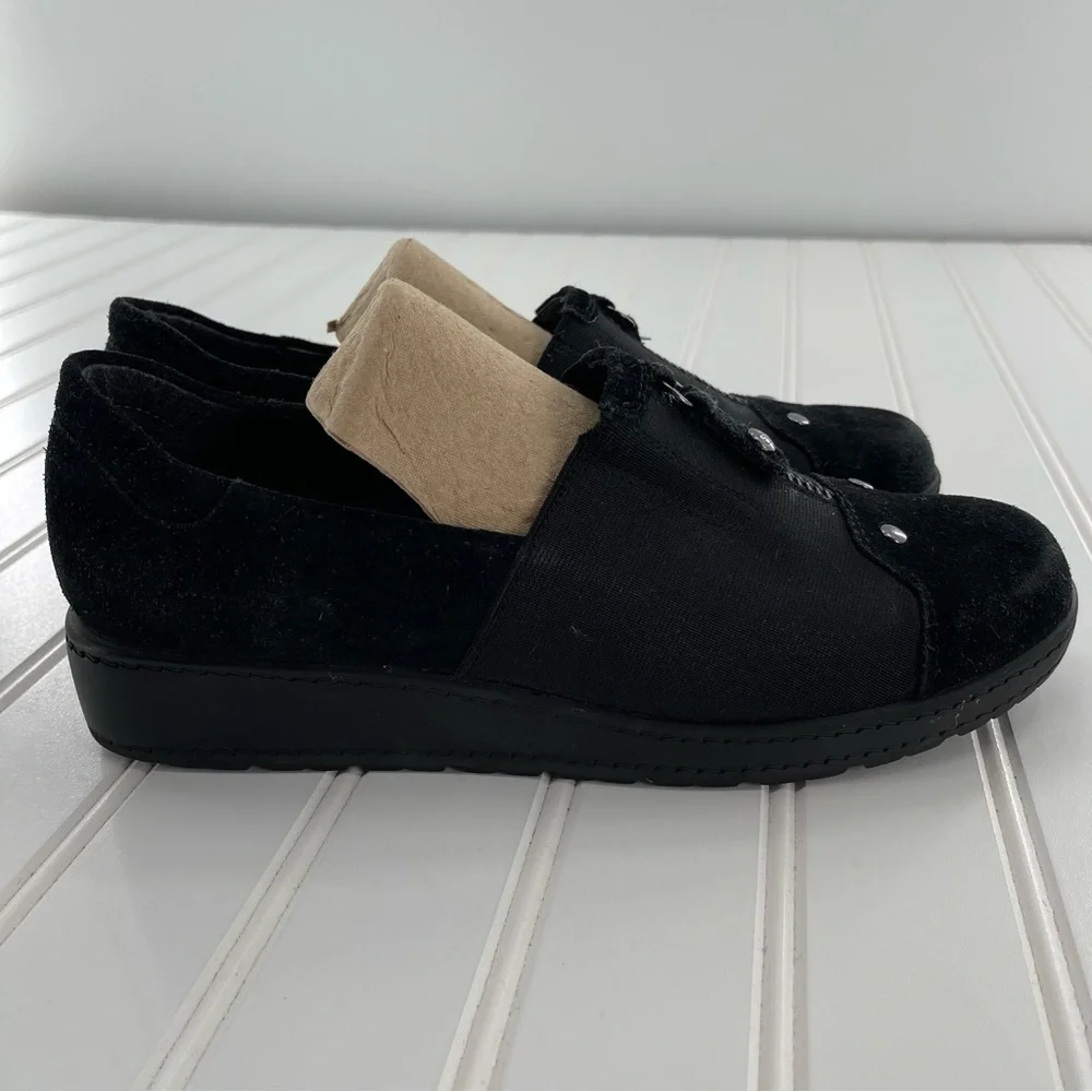 STUART WEITZMAN BLACK GOFORTH SUEDE WEDGE SLIP-ON SIZE 7